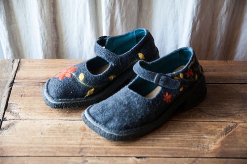 Paire chaussures femme - paire,